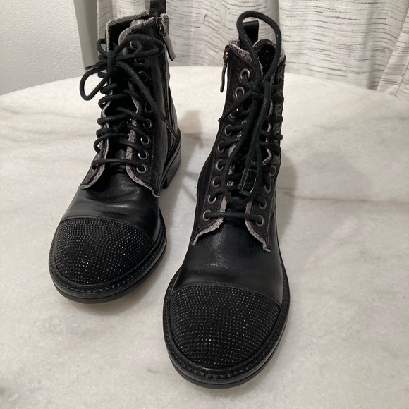 🔸NWB🔸L’idea Stud Toe Combat Ankle Boots - Picture 8 of 14